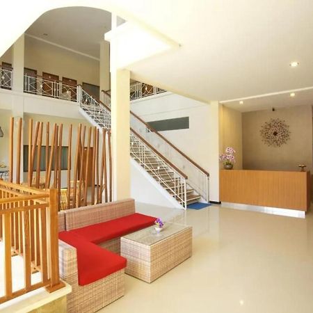 Kuta Suci Guesthouse Kültér fotó
