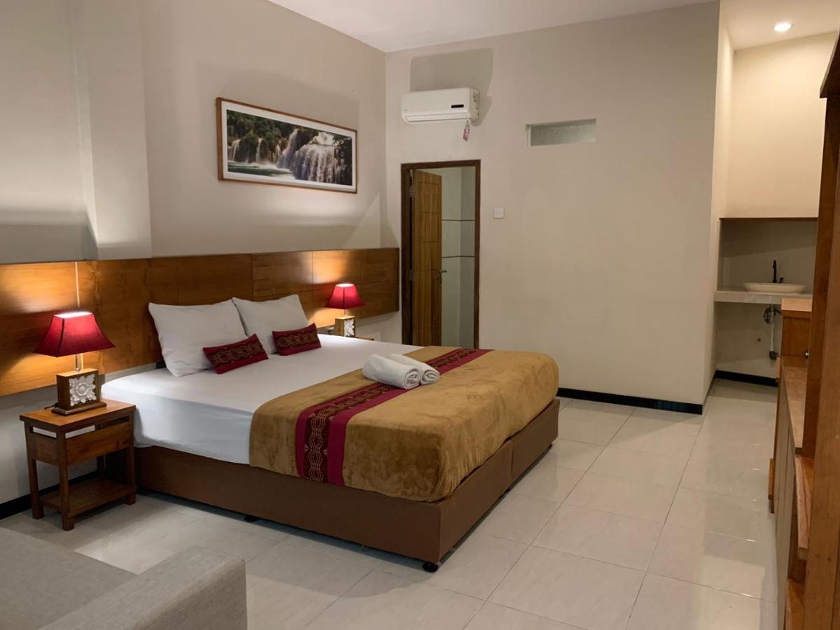 Kuta Suci Guesthouse Kültér fotó