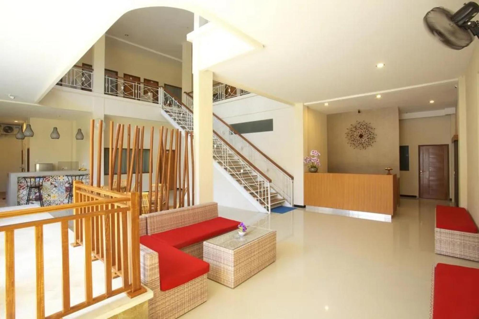 Kuta Suci Guesthouse Kültér fotó