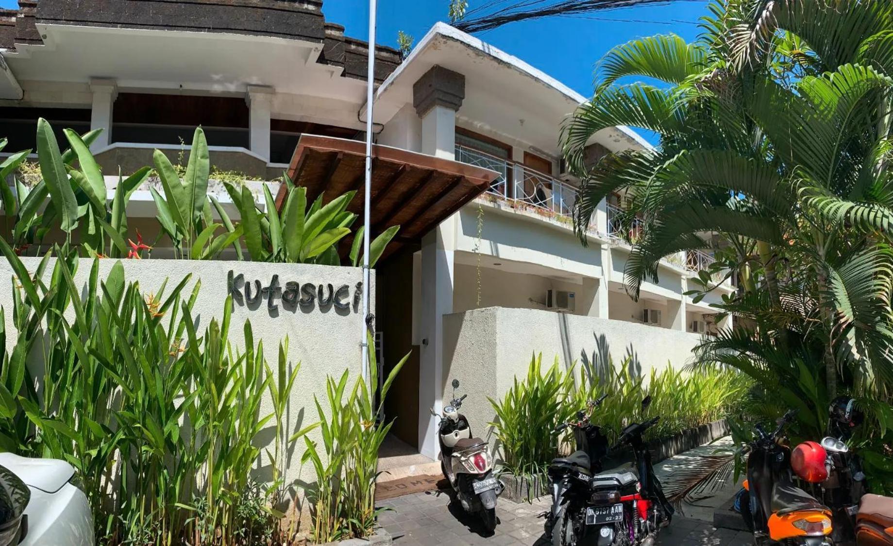 Kuta Suci Guesthouse Kültér fotó